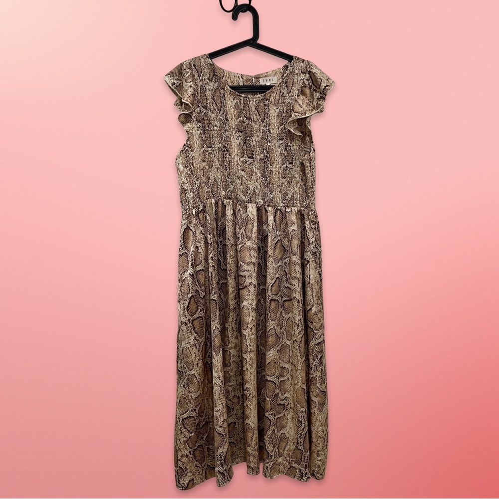 THML L SMOCKED MAXI DRESS